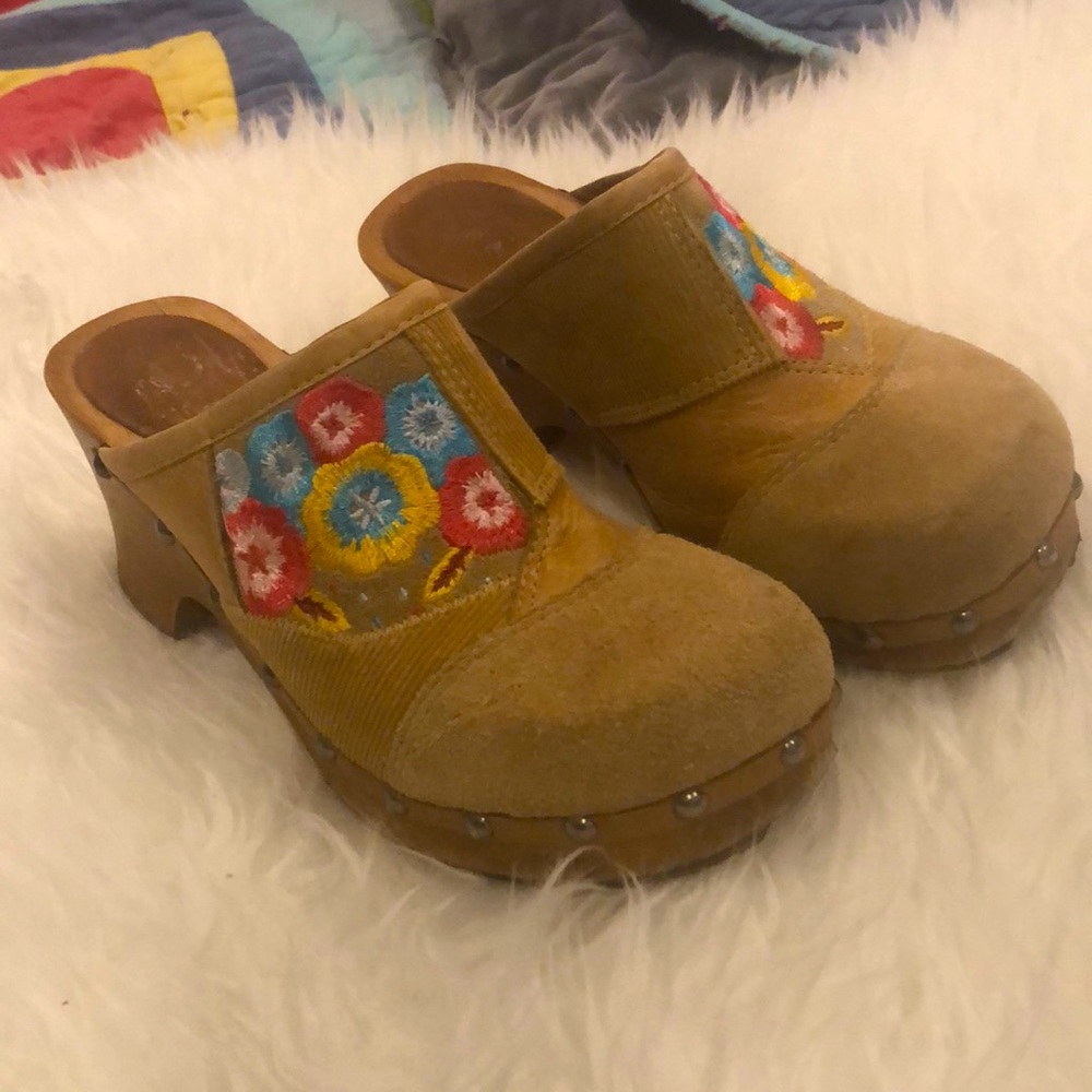 Vintage 90s Suede Corduroy Patchwork Floral Clogs